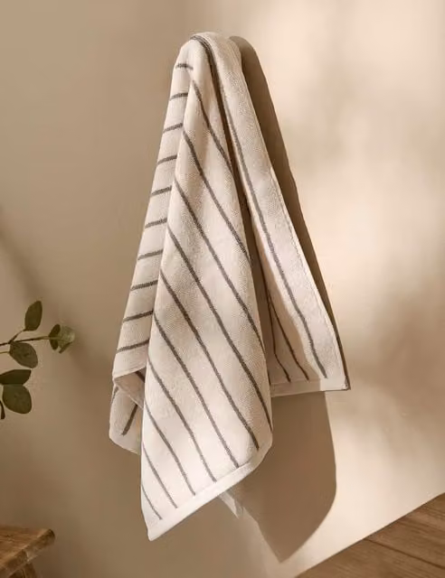 YARD Fluffy Pure Cotton Hebden Striped Bath Towel in Brown