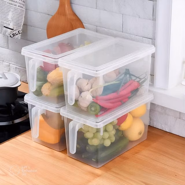 Livingandhome Set of 4 Airtight Stackable Food Storage Containers with Lids, Transparent and White Plastic