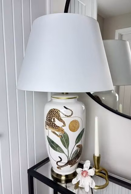 Downton Interiors Leopard Green and Gold Ceramic Table Lamp with White Fabric Shade – 1