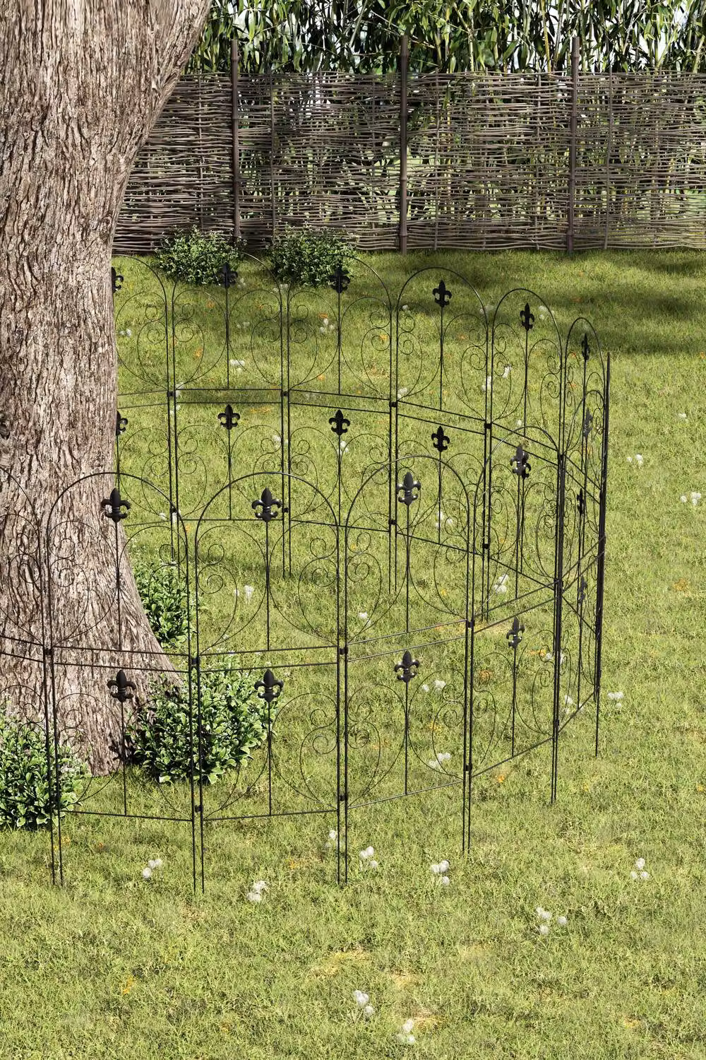 Living and Home 10-Panel Metal Arched Garden Fence Yard Borders Decor Set in Black – 2