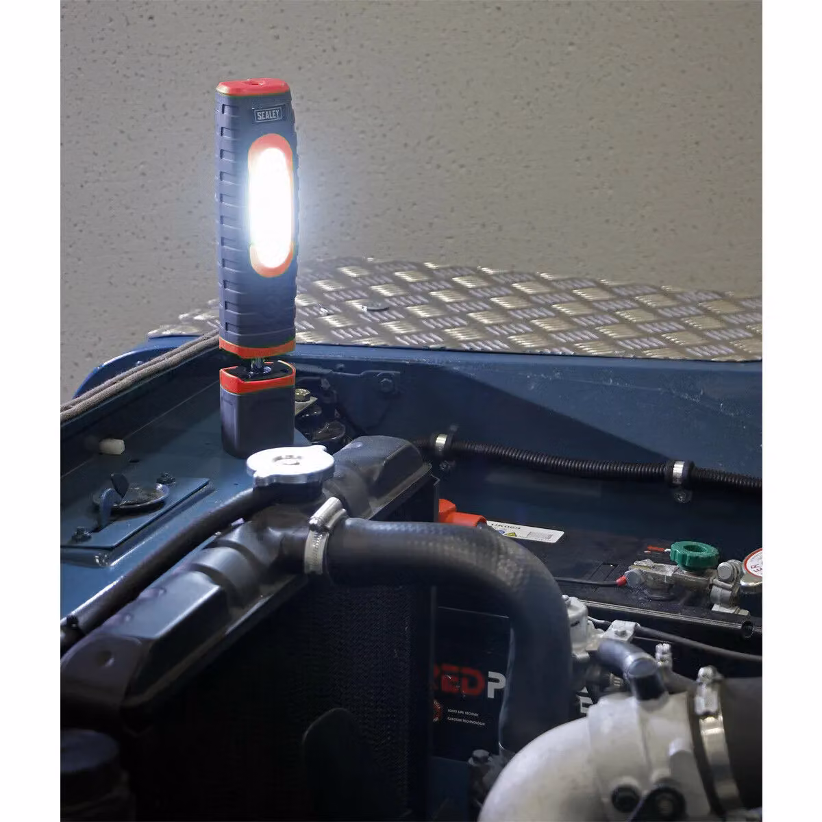 Sealey Loops 360 Swivel Inspection Light with 24 SMD and 3W SMD LED, Rechargeable, Red – 4