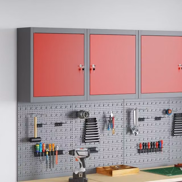 Berkfield Home Wall-Mounted Metal Tool Cabinet in Red and Grey, W/D/H: 50 x 20 x 55 cm – 1