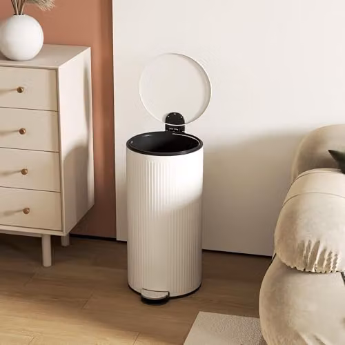HOMCOM 30 Litre Pedal Kitchen Bin with Soft Close Lid and Removable Inner Bucket in Beige or White – 3