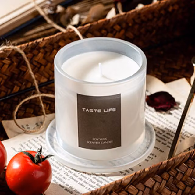 Livingandhome White Soy Wax Pear and Freesia Scented Candle - White