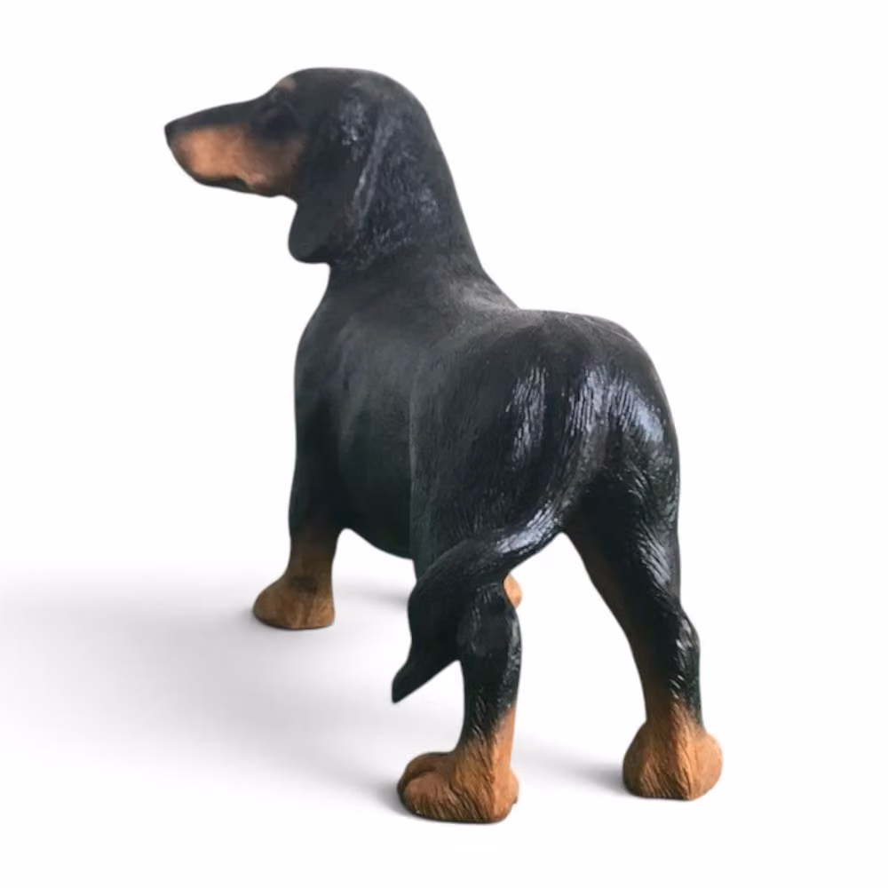 Leonardo Animal Crackers Dachshund Figurine in Black and Brown, Length: 15 cm – 5