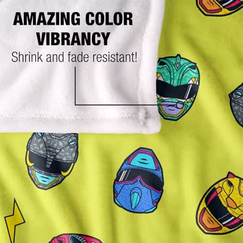 LOGOVISION Power Rangers Helmet Pattern Super Soft Fleece Throw Blanket, Multicolour, W: 152 cm, D: 127 cm – 2