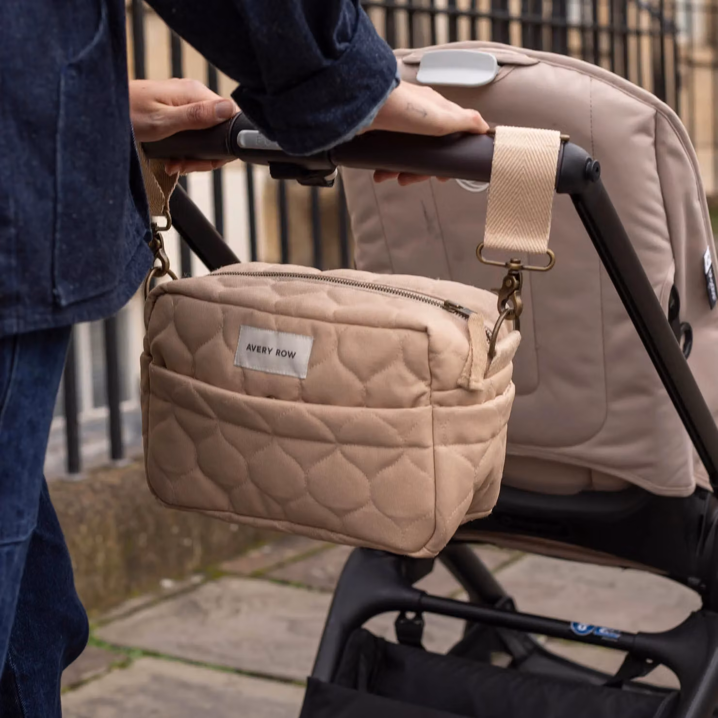 Avery Row Messenger Crossbody Pram Organiser Bag in Beige – 3