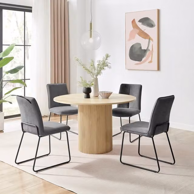 FurnitureboxUK Penrose Oak Effect Round Dining Table and 4 Halle Chairs in Dark Grey