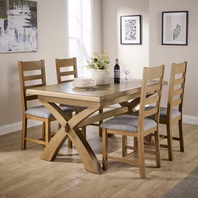 Home Source Rustic Oak Extendable Rectangular Dining Table with 6 Upholstered Chairs in Grey Check
