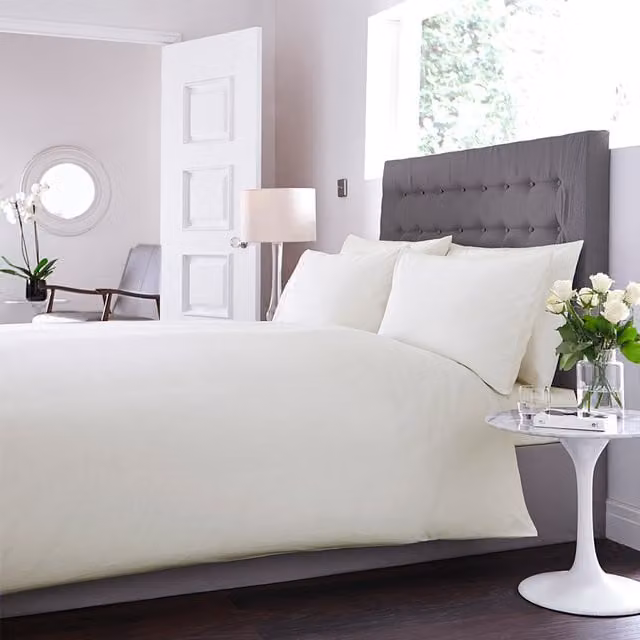 Charlotte Thomas Sestina Luxury Cotton Percale Duvet Cover in Beige