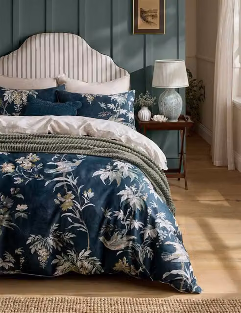 Laura Ashley Attleton Reversible Floral Blue Mix Pure Cotton Bedding Set W: 200 cm, H: 220 cm