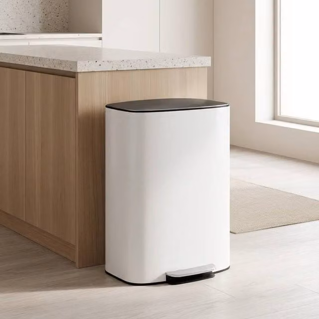 STILVORA 50L Pedal Kitchen Bin with Soft-Close Lid and Removable Inner Bucket in Beige – 1