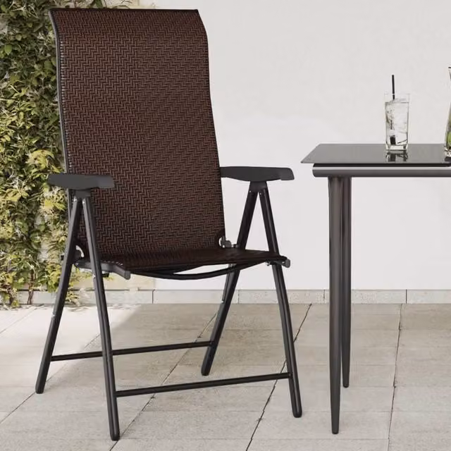 Berkfield Home Beautiful Set of 2 Brown Poly Rattan and Steel Folding Garden Chairs – 1