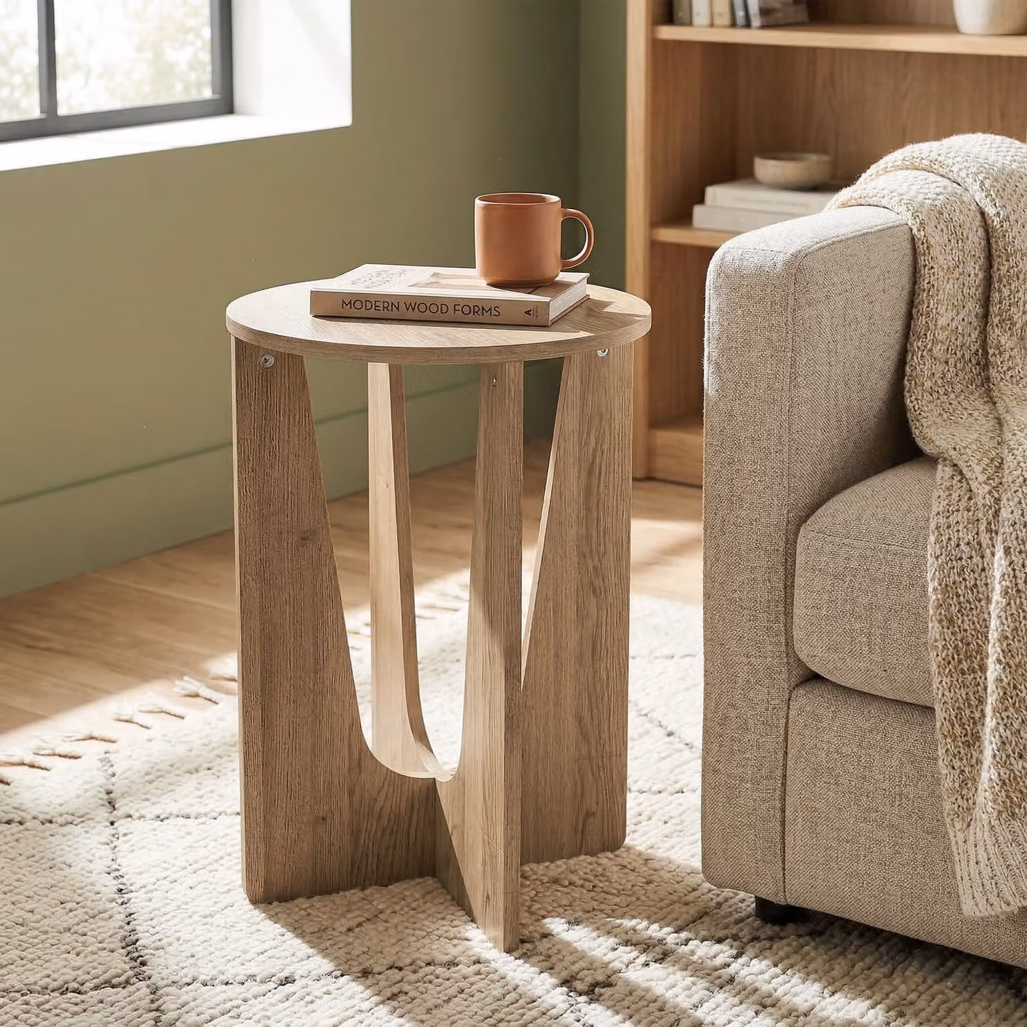 HOMCOM Round Compact Side Table with Curved Legs in Brown Coffee Wood Effect, W: 38 cm, D: 38 cm, H: 57 cm – 6
