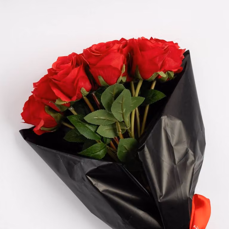 Scottish Everlastings Ltd Red Rose Bouquet, 40 cm