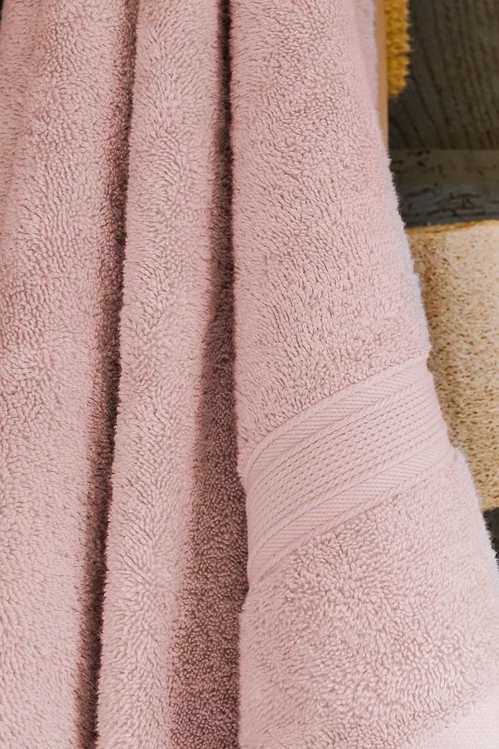CHRISTY Serene 8 Piece Combed Cotton Towel Bale in Dusty Pink – 3