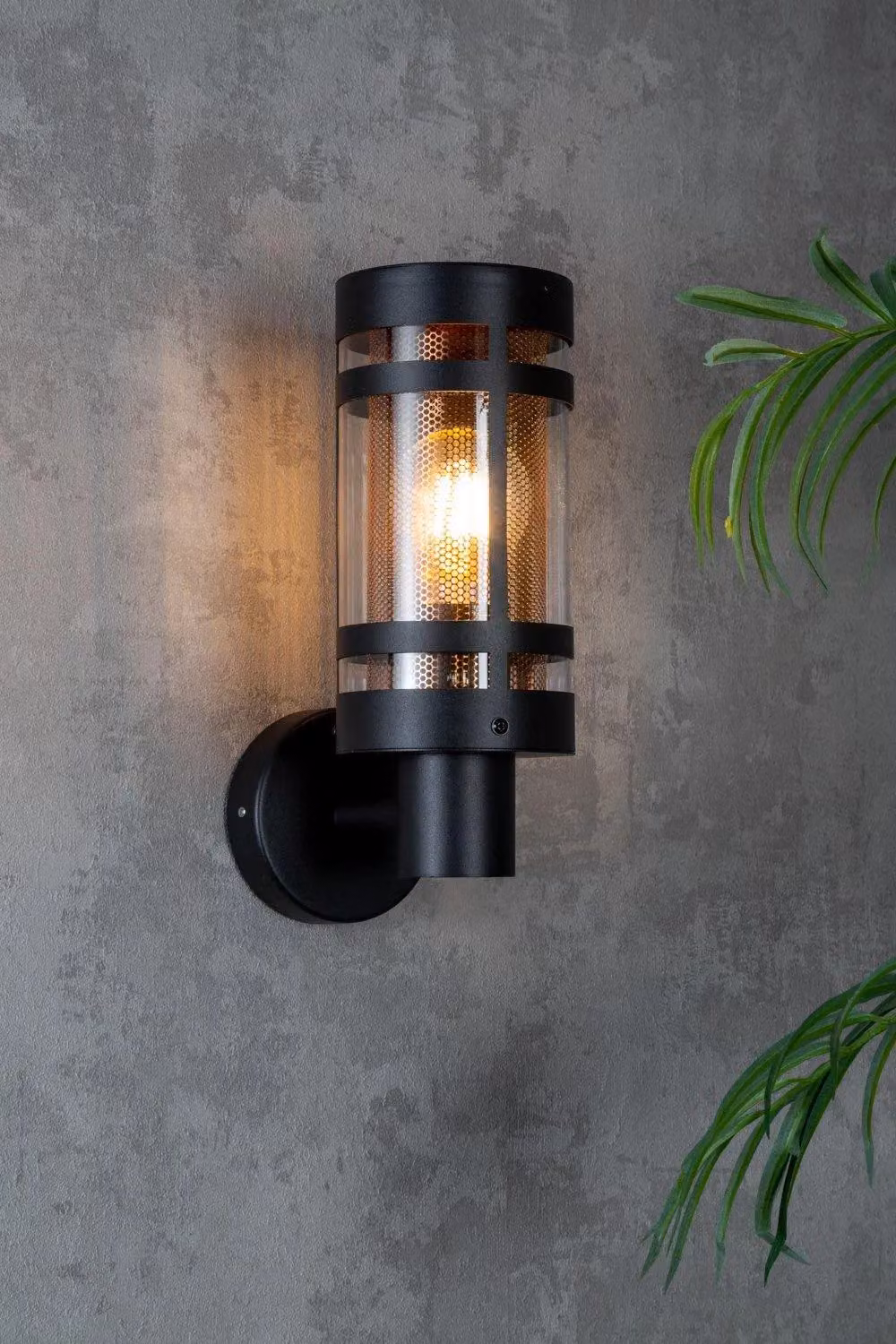 BHS Lighting Malone Gold and Brass Outdoor Wall Light – 3
