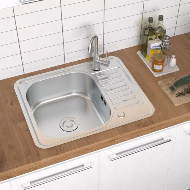 Livingandhome Stainless Steel Kitchen Sink with Draining Board in Silver