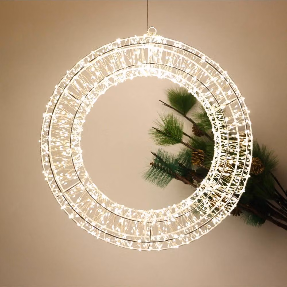 Pegdev Elegant Pre-Lit Christmas Wreath with 1440 Warm White LEDs and Timer, Diameter: 50 cm – 2