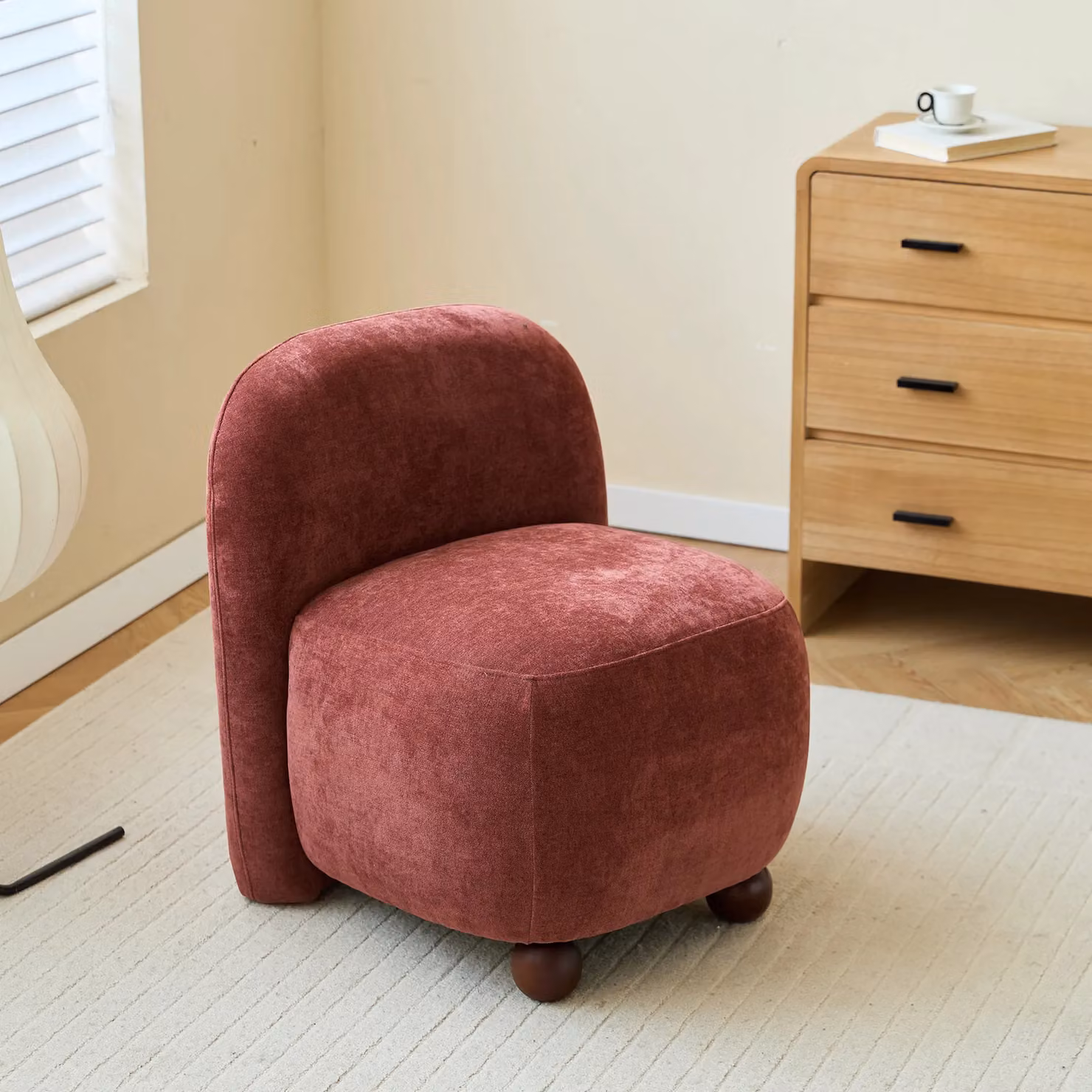 Nordlys Scandinavian Lounge Armchair with Red Fabric and Solid Wood Legs – 2