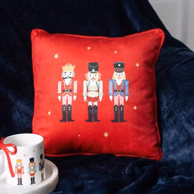 Uniqueful Red Square Nutcracker Christmas Cushion, 45 x 45 cm – 1