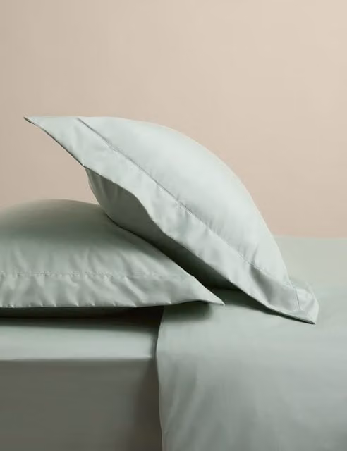 M&S Egyptian Cotton 400 Thread Count Percale Oxford Pillowcase in Green