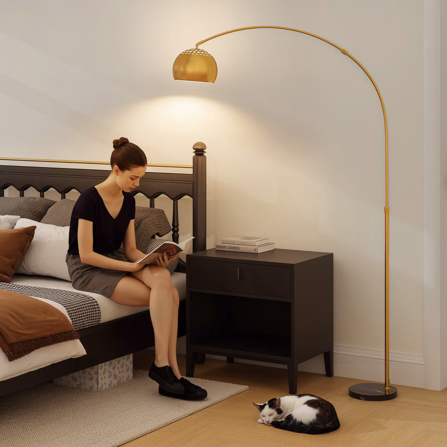 HOMCOM Modern Arc Floor Lamp with Gold Tone Finish and Black Marble Base for Living Room, Home Office or Bedroom – 5