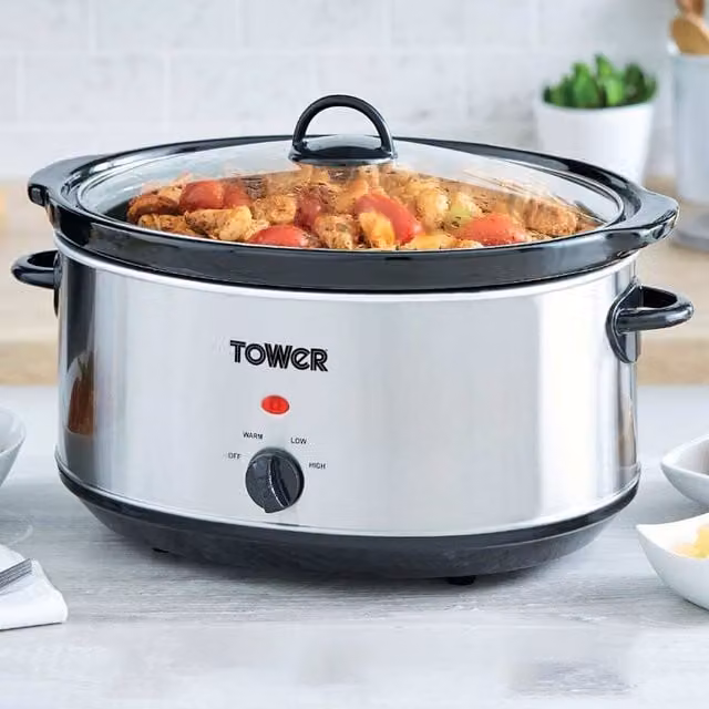 Tower 6.5L Stainless Steel Slow Cooker with Glass Lid in Silver