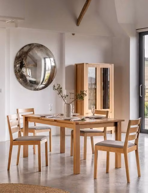 Gallery Direct Sonoma Extendable 6-8 Seater Rectangular Dining Table in Oak Brown