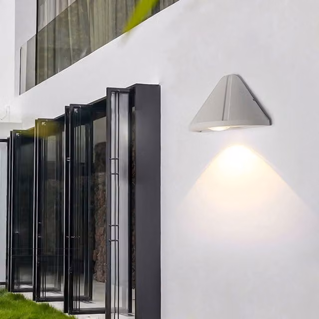Latto Minimalist LED Aluminium Wall Lamp in White with Warm White Downlight (IP65)
