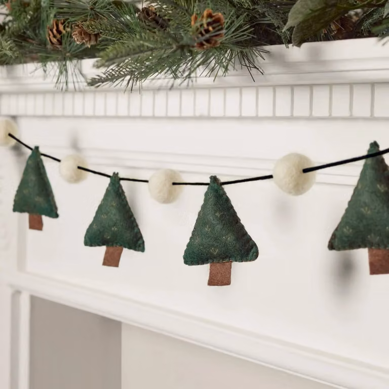 Green Felt Tree Christmas Garland
