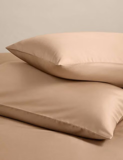 M&S 2 Pack Egyptian Cotton 400 Thread Count Silky Pillowcases in Beige