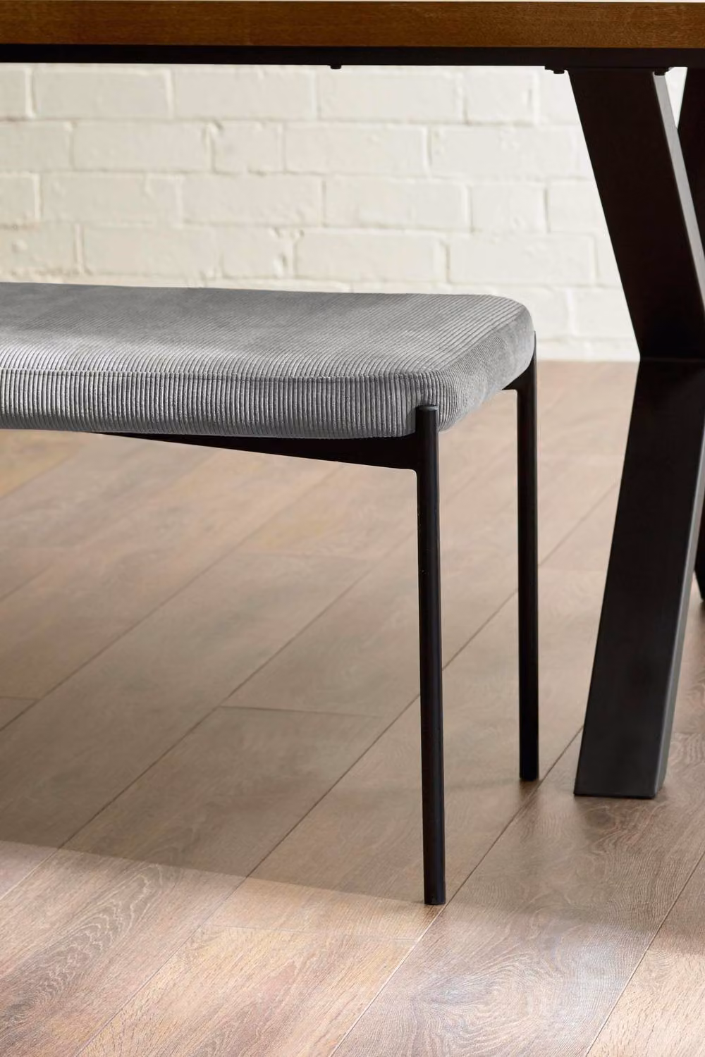 Julian Bowen Leonie Grey Velvet Upholstered Dining Bench with Metal Frame – 4