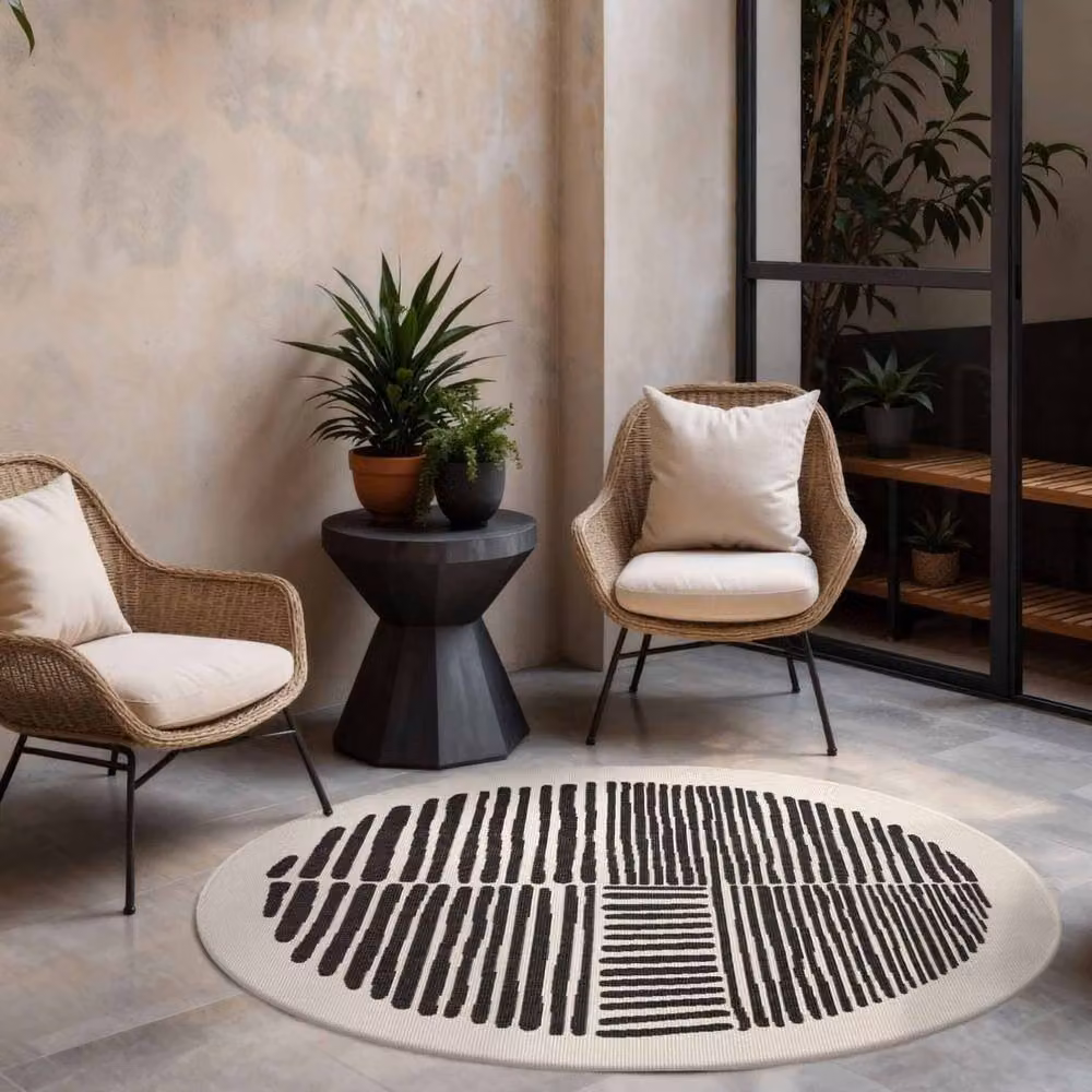 Ted Baker Bounds Abstract Round Flatweave Reversible Indoor Outdoor Rug in Black, Diameter: 160 cm – 2