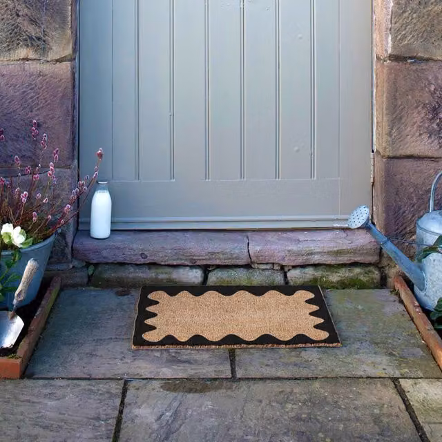 Artsy Mats Modern Wavy Frame Doormat in Black, W/D: 60 x 40 cm