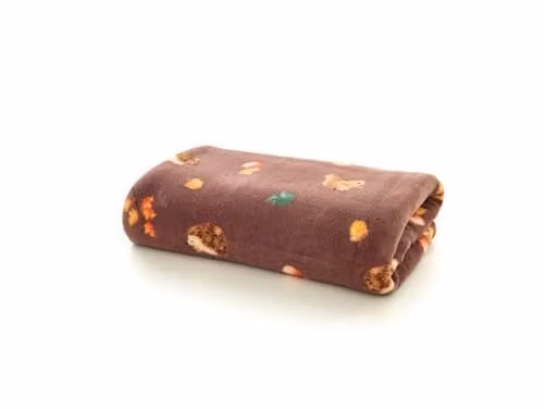 Deyongs Hogging It Woodland Print Fleece Throw Blanket, Wine, W/D/H: 140 x 180 cm – 1