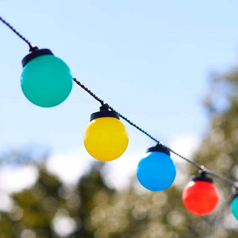 Lights4fun 30 Multi Coloured LED Plug In Festival Festoon Lights with Vintage Sphere Bulbs