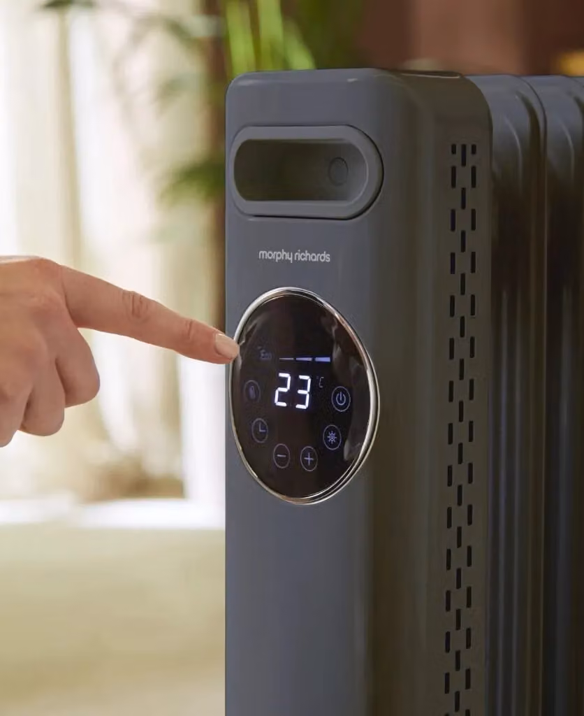 Morphy Richards HeatFlux 2.5kW Digital Oil Filled Radiator with Remote Control, Grey – 5