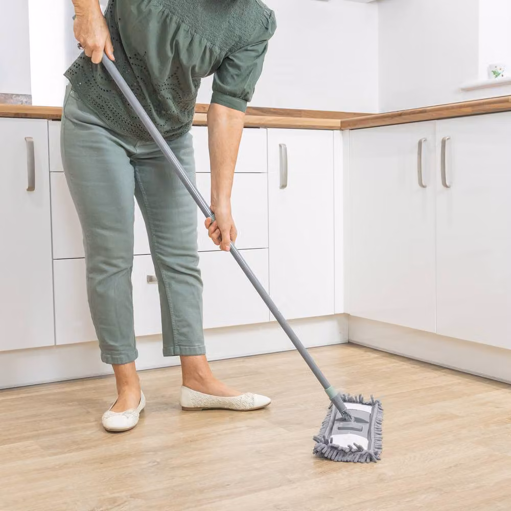 JVL Extendable Microfibre Chenille Mop with Telescopic Handle, Grey – 2