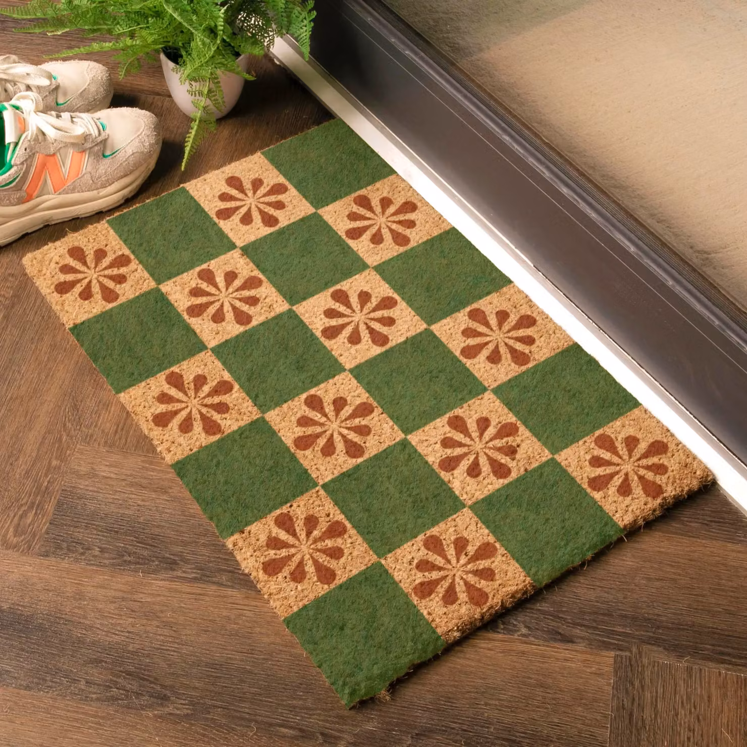 Artsy Mats Green Petal Checkerboard Coir Doormat in Brown, W: 60 cm, D: 40 cm – 2