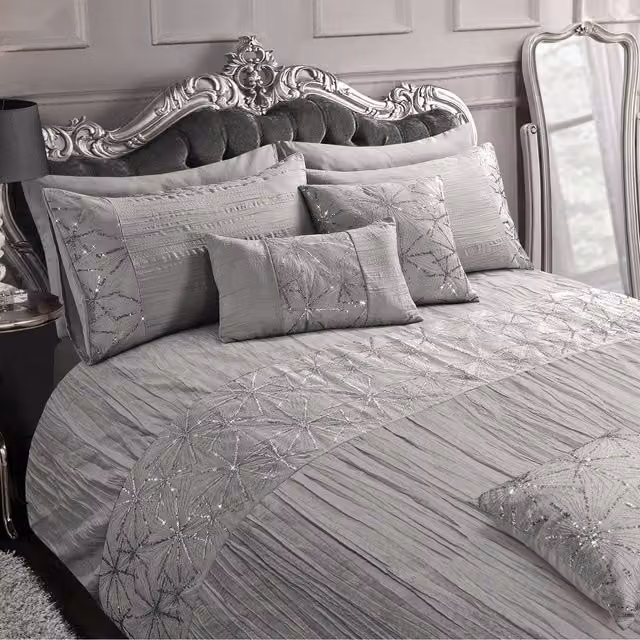 Velosso Silver Microfibre Duvet Cover and Pillowcase Set with Star Design