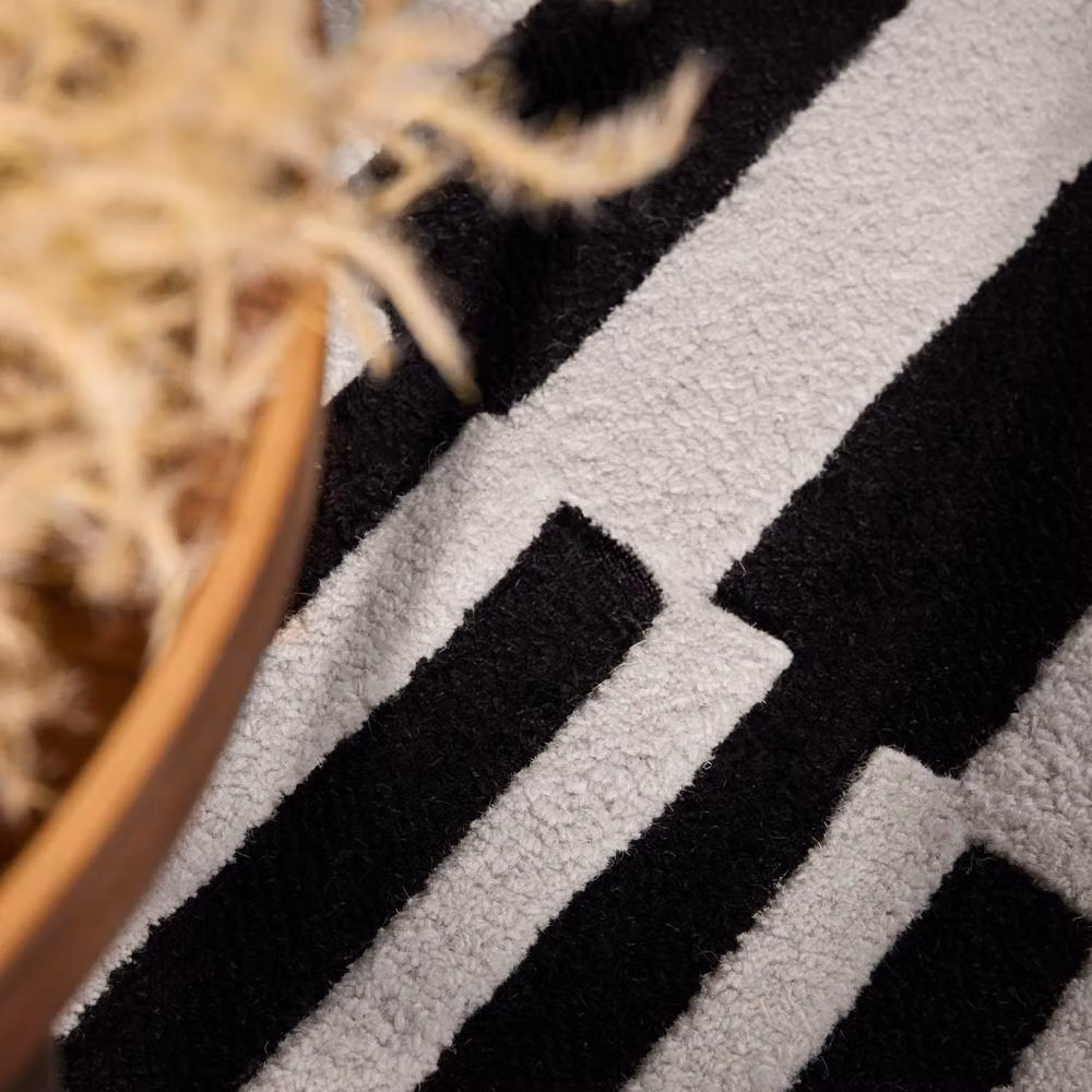 Ted Baker Flux Geometric Wool Handwoven Rug in Black and White, W: 200 cm, D: 290 cm – 7