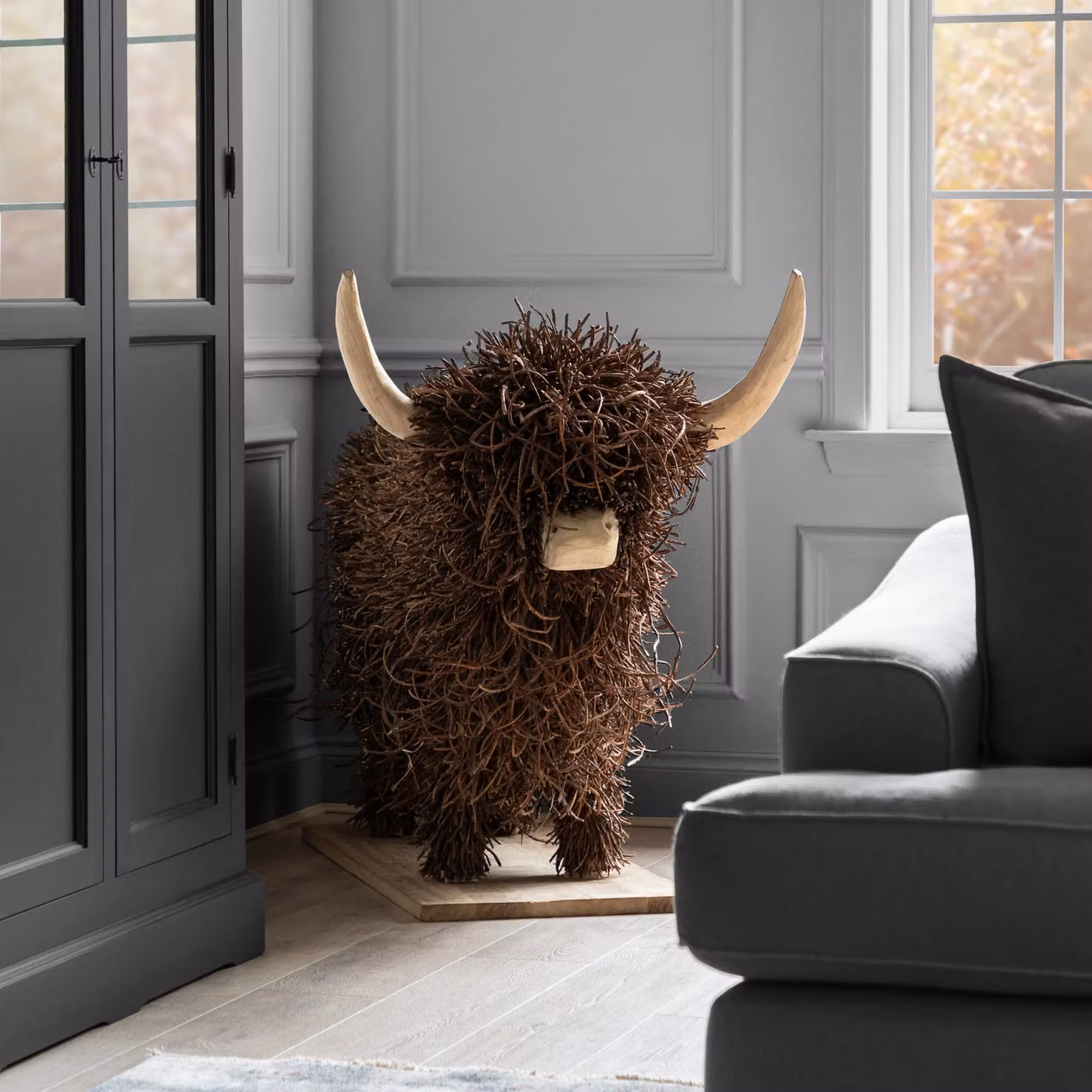 Voyage Maison Large Highland Cow Willow Wooden Sculpture in Brown Walnut – 2