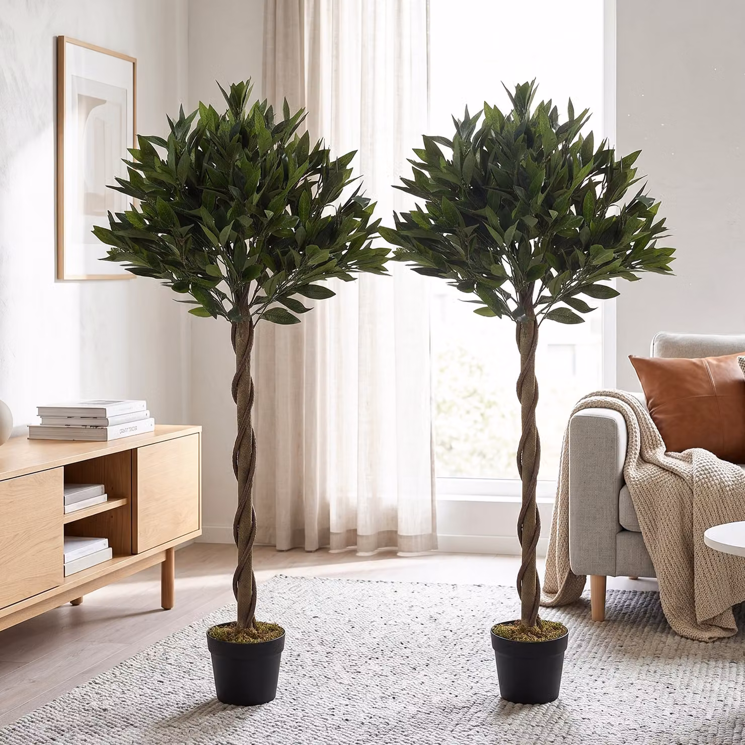Outsunny Set of 2 Artificial Bay Laurel Topiary Trees with Twisted Trunk and Green Round Foliage in Weighted Concrete Pots – 2