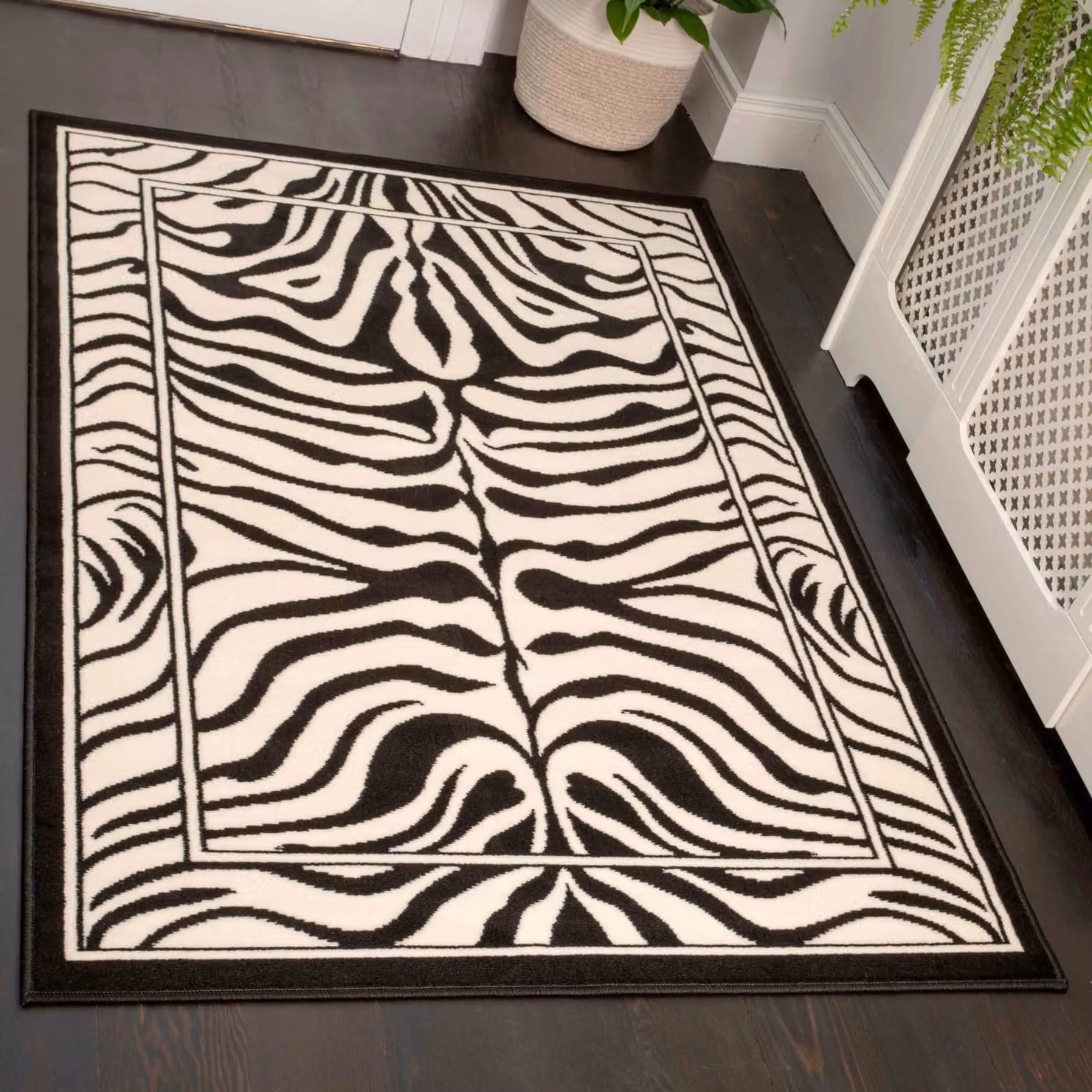 Kukoon Black and White Zebra Print Maximalist Contemporary Living Room Area Rug, W: 80 cm, L: 150 cm – 9