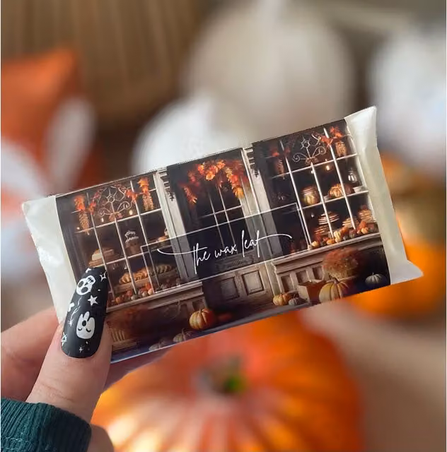The Autumn Bakery Gingerbread Autumn Wax Melt in Rustic Brown