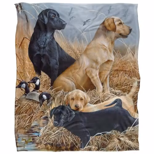 JQ Licensing Labrador Hunting Dogs Silky Touch Super Soft Fleece Throw Blanket, White, W/D/H: 152 x 127 cm