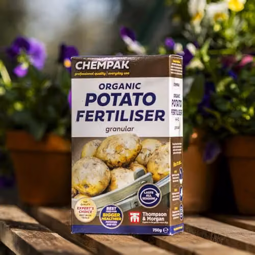 Thompson and Morgan Chempak Slow Release Organic Potato Fertiliser and Vegetable Feed, 5 x 750g