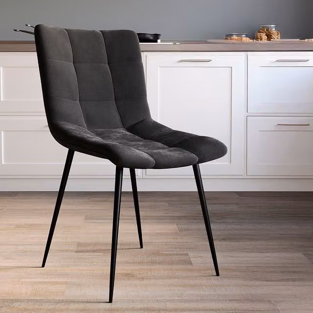 Vida Designs Set of 4 Richton Modern Velvet Dining Chairs in Black