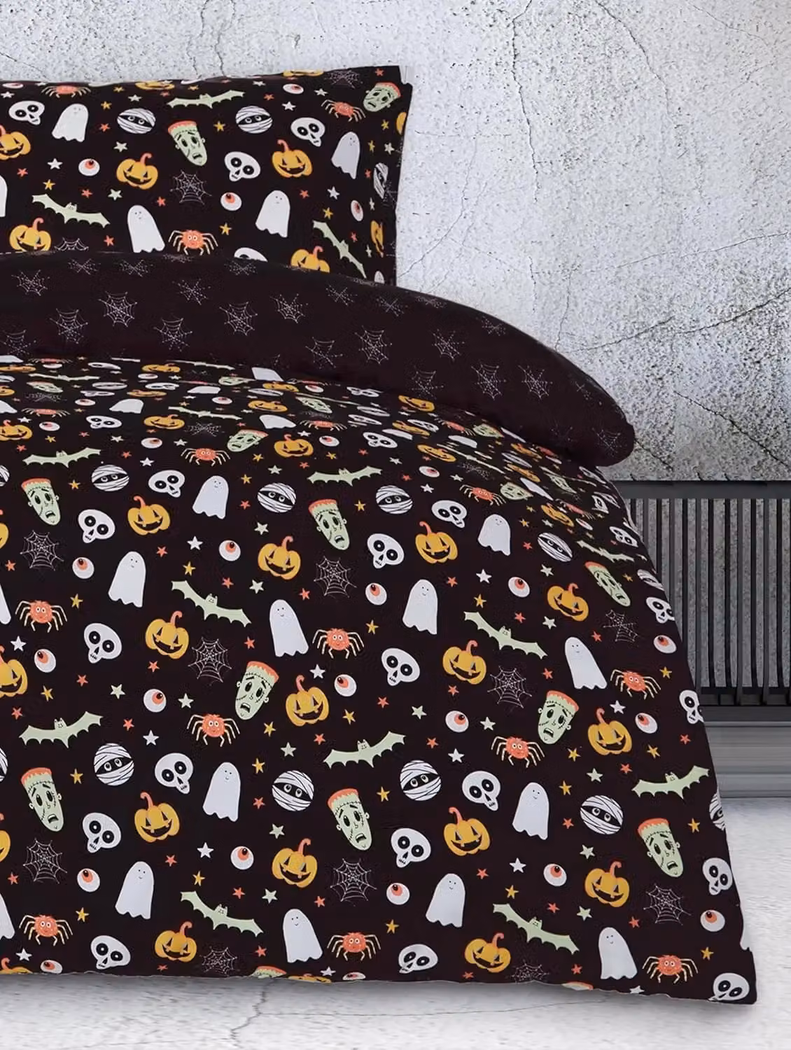 Smart Living Spooky and Magical Halloween Reversible Duvet Cover and Pillowcase Set, Black, W: 90 cm, L: 200 cm – 3